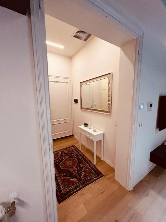 Il Salotto Sul Rio Apartment Mantova Ngoại thất bức ảnh